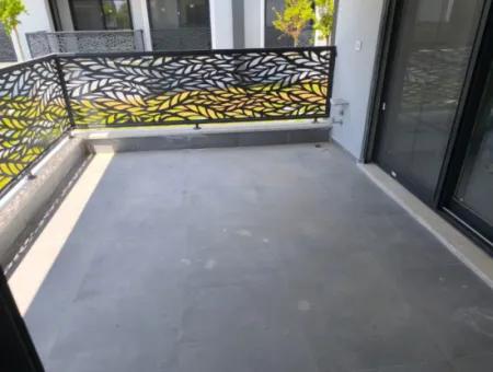 Unverpasste Gelegenheit!! Ortaca Bahcelievler Mah. Luxus 2 1 Wohnungen Mit Pool In Einem Komplex