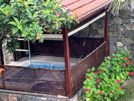 2 Villen Zum Verkauf Auf Einem 1500M2 Grossen Grundstück In Akkaya, Dem Wunder Der Natur