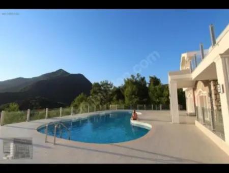 Dalaman, Akkaya - Göl Manzaralı Villa