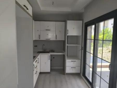 Dalaman Merkez Mahallesin De Satılık 2+1 Ve 1+1 Havuzlu Daireler